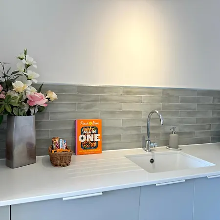 Homi Host-photographic Work Apartment *